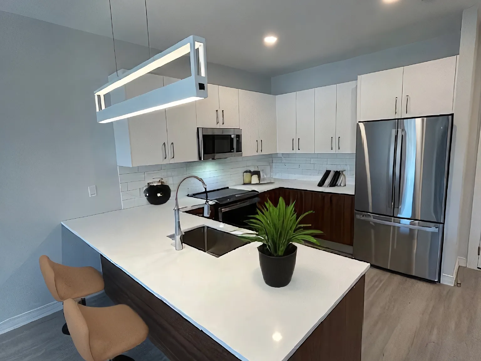 Residences at Sharon Gallery — Photo 1