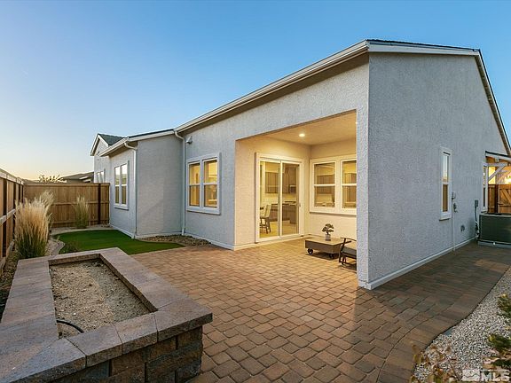 3rd image of 7365 Oakmont Ln