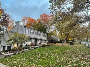 25 Black Watch Trl, Morristown, NJ