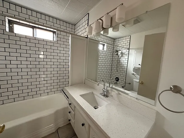 1750 Walnut St — Photo 14