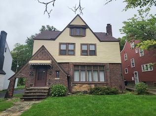 1587 Ivydale Rd, Cleveland Heights, OH 44118