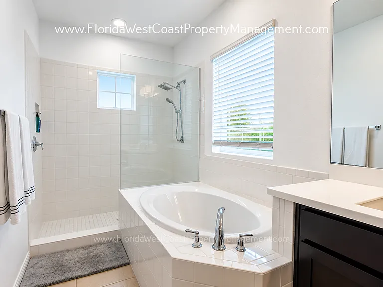6394 Grandview Hill Ct — Photo 26