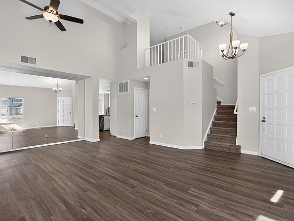 4th image of 3537 Centennial Drive