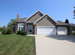 1269 Primrose Ln, Fond Du Lac, WI 54935