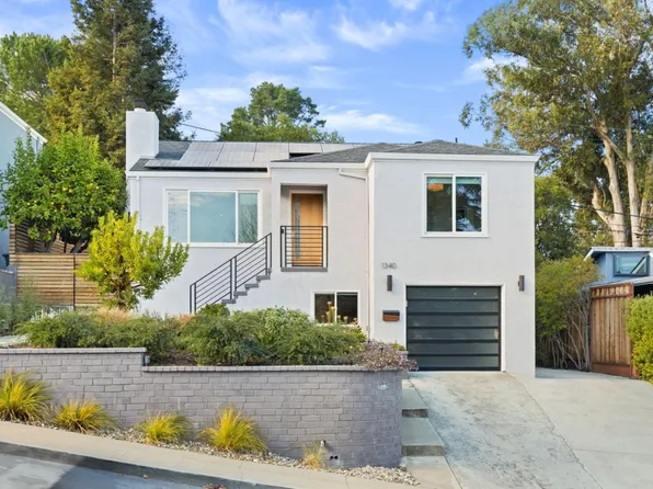 1340 Hull Dr, San Carlos, CA 94070