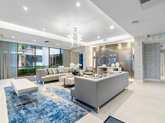 2nd image of 899 Jeffery St #3050