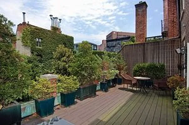 Rented by Douglas Elliman | media 26