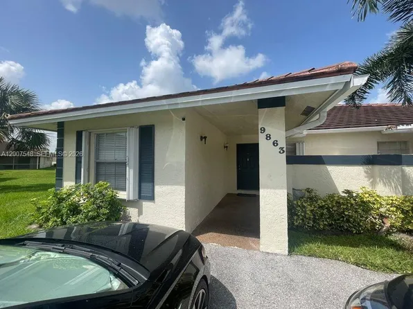 9863 Three Lakes Cir, Boca Raton, FL 33428