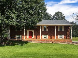 2364 Interlackin Cir NW, Cleveland, TN 37312