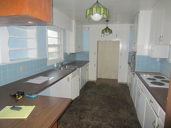 3rd image of 1110 N 8th St