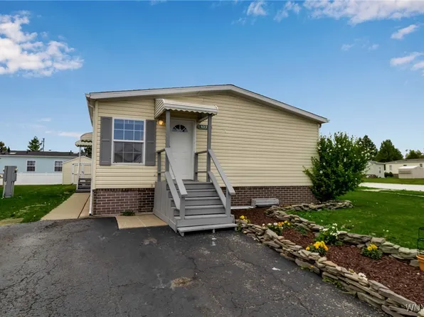 4237 Mohawk Pkwy, Niagara Falls, NY 14304