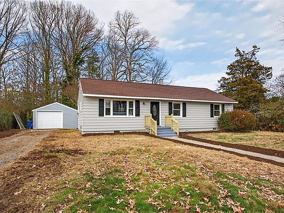 3rd image of 223 Woodhaven Rd