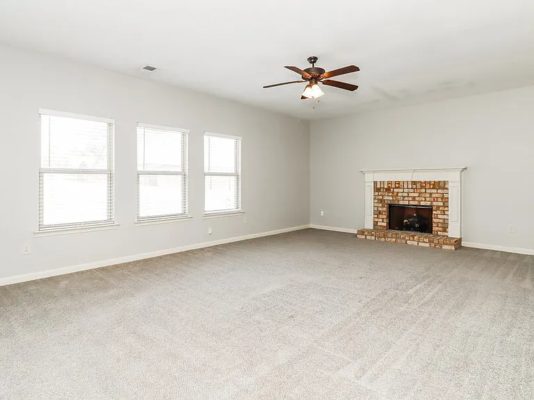 46 Hamilton Blvd NW — Photo 5