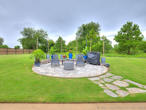 3rd image of 8302 S 270th East Ave