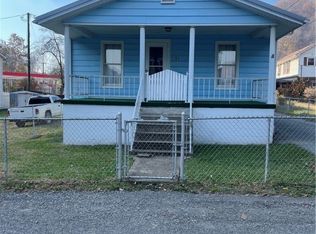 59 Sandpiper Rd, Logan, WV 25601