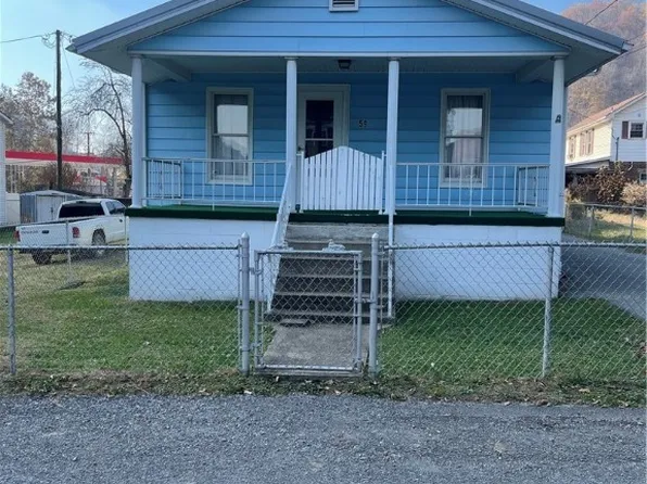 59 Sandpiper Rd, Logan, WV 25601