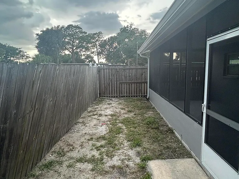 101 Lagrange Ave #101 — Photo 25