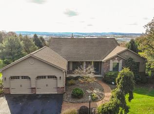 6330 Hilltop Rd, Orefield, PA 18069