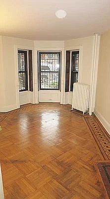 4th image of 333 1st St