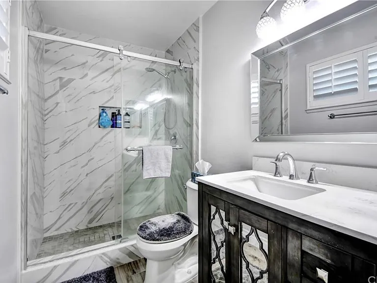4901 Lindstrom Ave — Photo 9