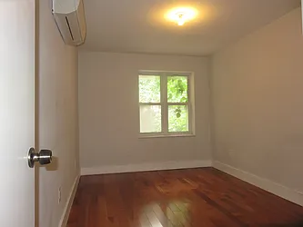 Rented by Rennit Inc.