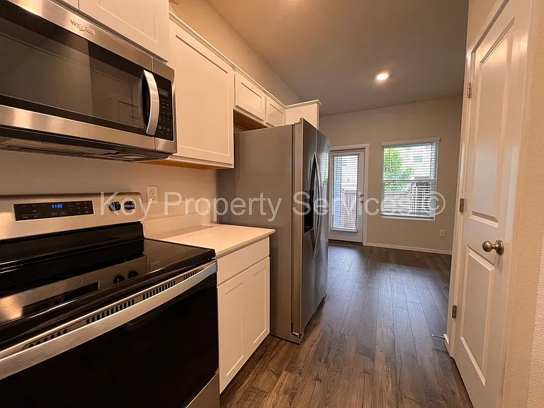 12609 NE 116th Way — Photo 7
