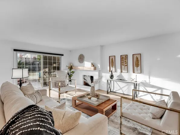 16821 Montclair Ln, Huntington Beach, CA 92647