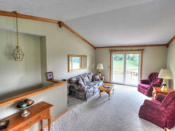 5th image of 6064 Crystal Dr