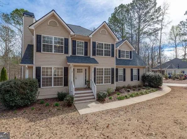 60 Mossy Holw, Newnan, GA 30265