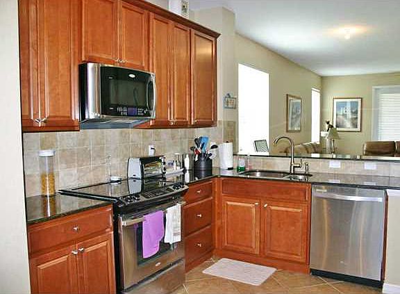 3rd image of 601 SW Sun Cir