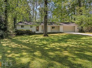 921 Vistavia Cir, Decatur, GA 30033