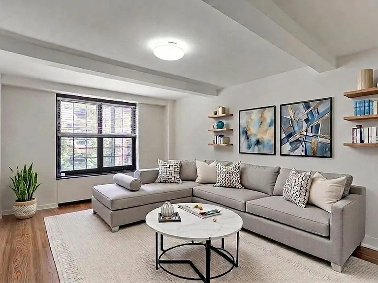 435 W 23rd St #8F — Photo 1