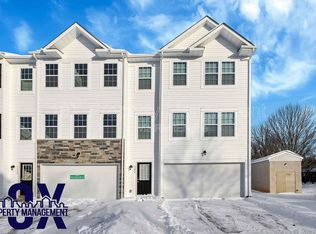 3246 Mackinac Dr, Columbus, OH 43207