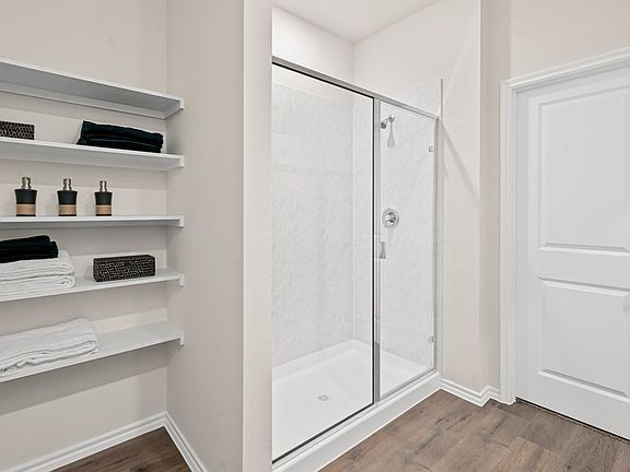 5th image of 641 Glee Stem Rd