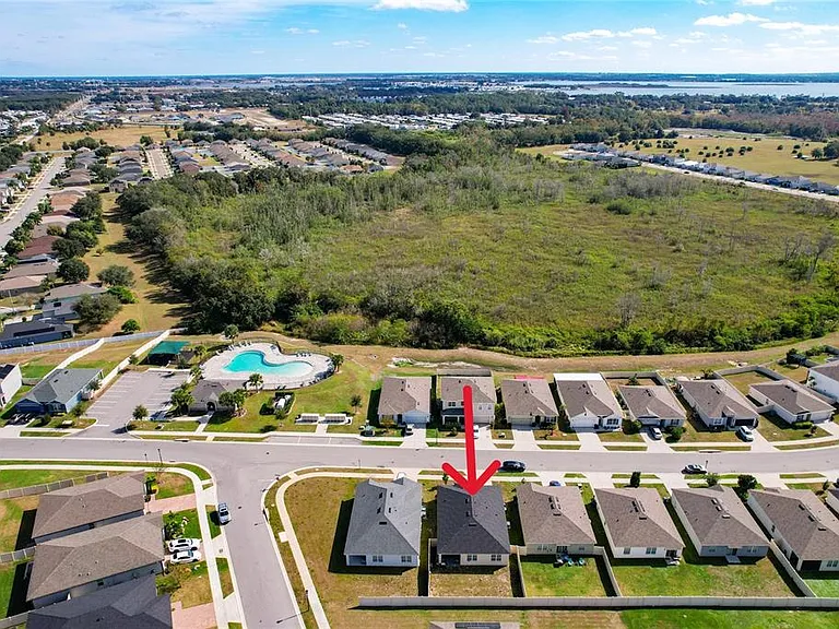 241 Meadowbrook Blvd — Photo 31