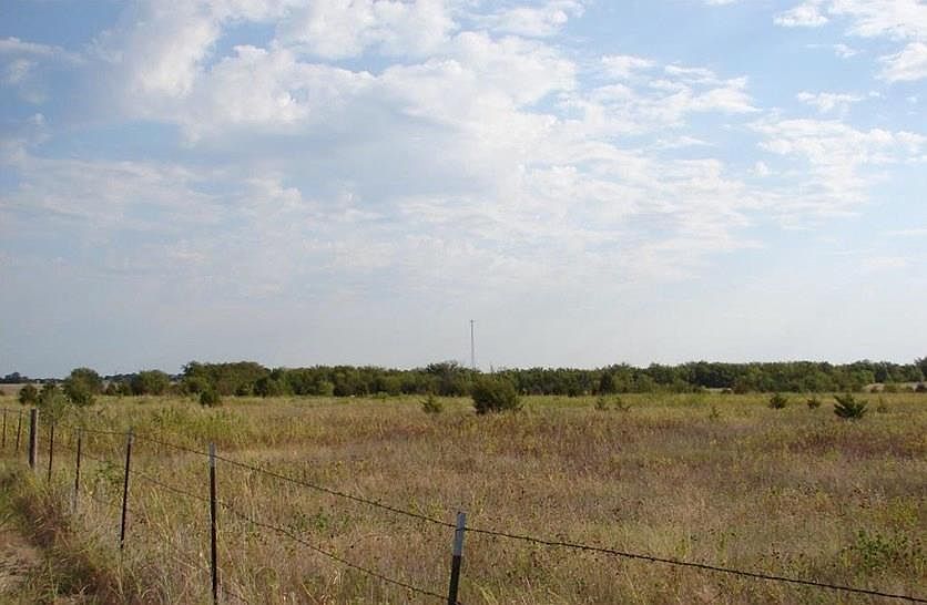 2nd image of 1054 County Road 699