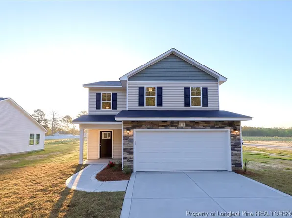 115 Magnolia St, Parkton, NC 28371