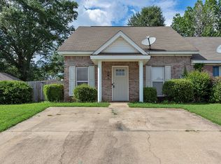 246 James Dr, Millbrook, AL 36054