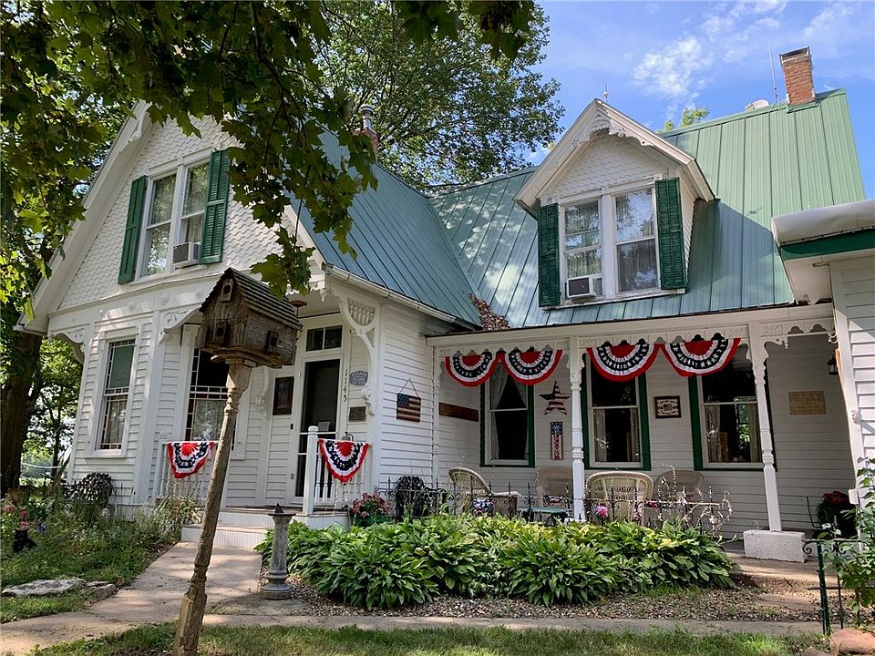 1145 W Summit St, Winterset, IA 50273 | MLS #673064 | Zillow