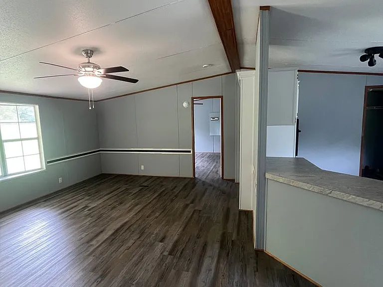 1816 Switzer Green Pond Rd #B — Photo 11