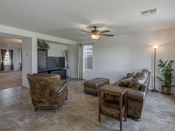 5th image of 1369 E Mayfield Dr