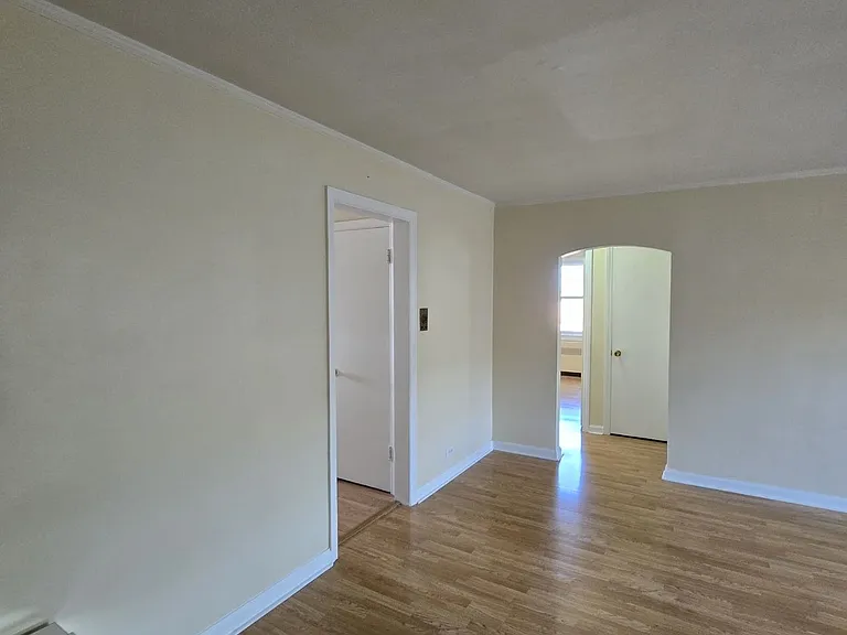 1534 N Harlem Ave #2E — Photo 8