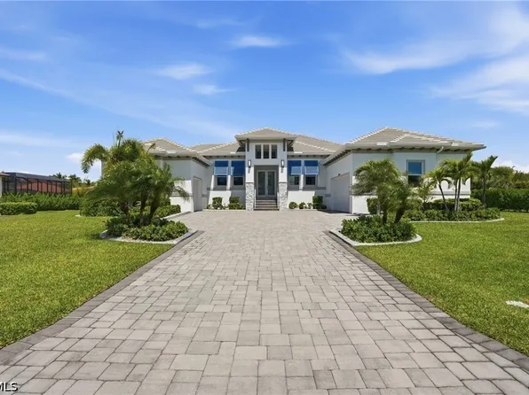 8590 Belle Meade Dr, Fort Myers, FL 33908