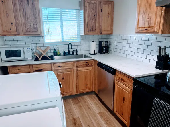 2071 East St #3, Redding, CA 96001