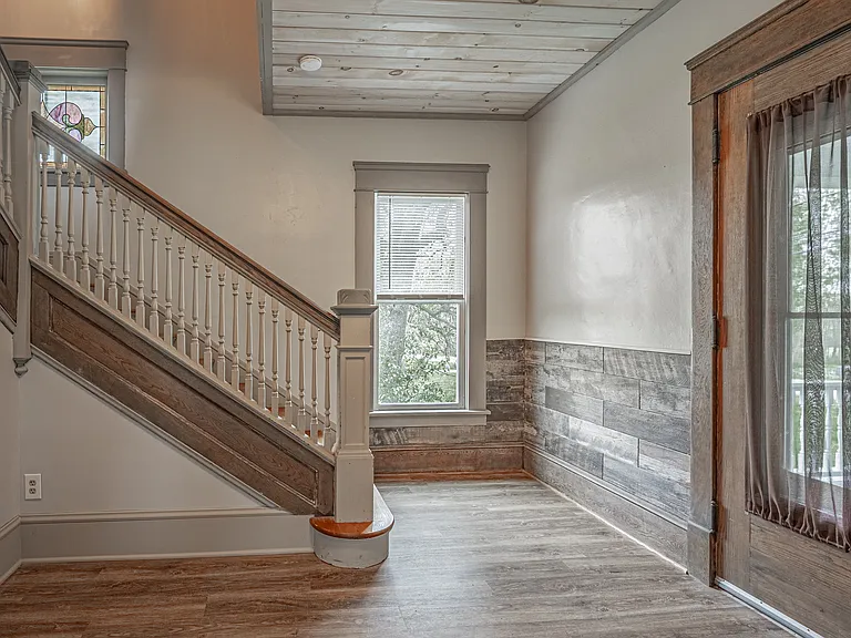 4252 Hartland Rd — Photo 20