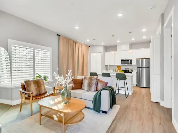 1928 21st St #110, Sacramento, CA 95811