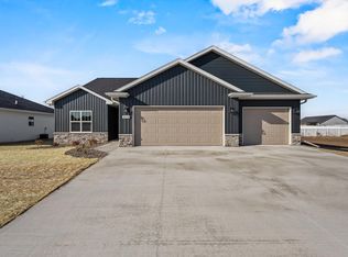 2518 Tipperary Trl, De Pere, WI 54115