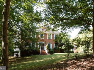 7226 Clifton Rd, Clifton, VA 20124
