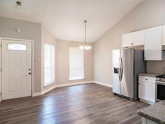 5th image of 17003 Enchanted Cir W