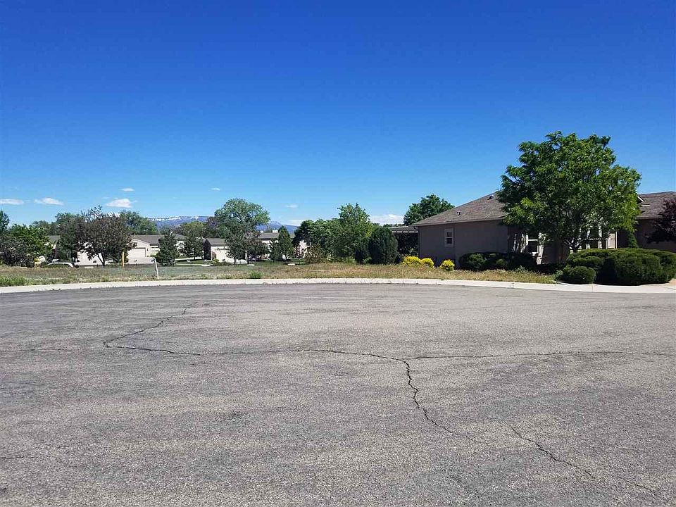 1st image of 694 Tilman Dr